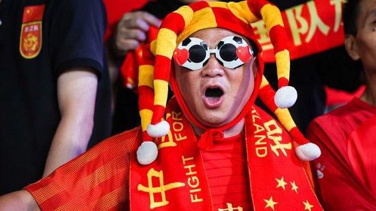 违者将追究其相关法律责任 文章配图于网络，如有侵权，请联系编辑人员删除 标签： 沉睡于海的钻石斋藤工土屋太凤 ： 相关新闻 国村隼、泽村一树等加盟日剧《沉睡于海的钻石》2024-08-26 片寄凉太、土屋太凤全家福首曝光 画面温馨甜蜜2024-06-19 同框胡歌!