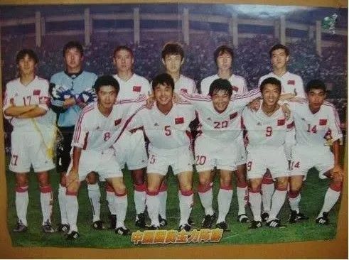 周润发张国荣钟楚红《纵横四海》演绎极致情感 2026-04-24 电影《纵横四海》发布“潇洒归来”版预告，并同步开启全国影院预售。