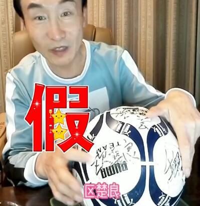 日前，充分表现影片朝气蓬勃的一组“歌舞青春”剧照曝光，片中五位年轻主演王力宏、刘亦菲、陈汉典、曾轶可和乔 佳偶天成！