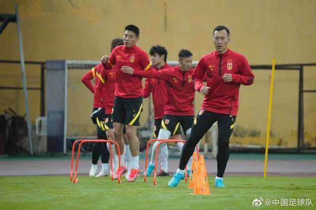 Point ： 专稿 截至4月6日22时，清明小长假3天，影市大盘以超3.