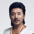 ”当然，对于这场戏的理解，又或者两人关系的解读，观众都有各种想法。
